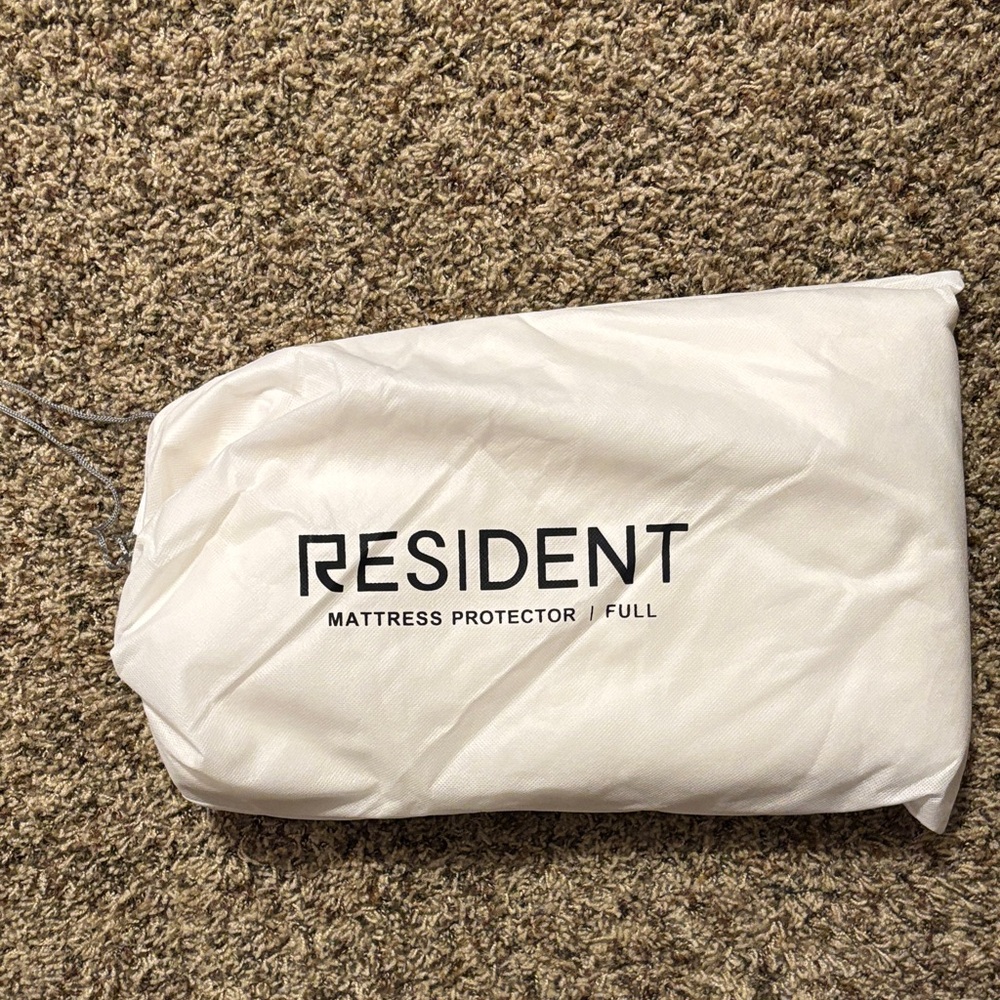 White Mattress Protector - Full Size